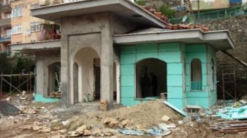 G&uuml;ltepe Hizmet Binası Y&uuml;kseliyor