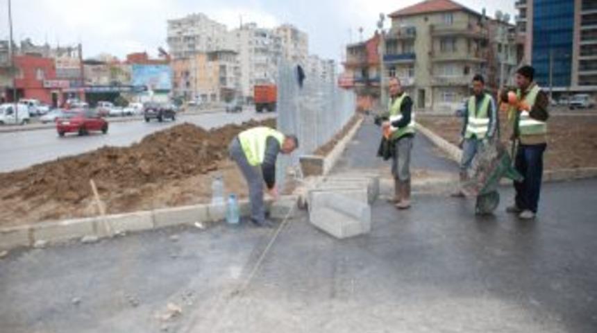 Bilirkişi, İzmir B&uuml;y&uuml;kşehir'in Yaptığı Yolu Kapatan Karayolları'nı Haklı Buldu
