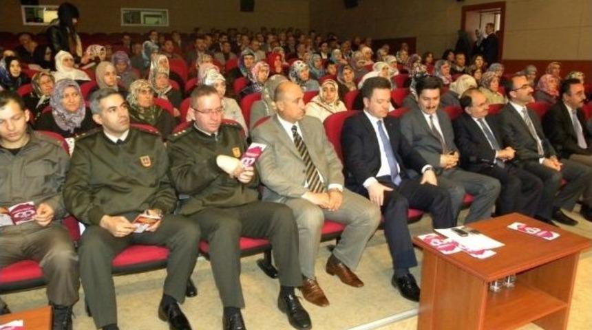 Aile Ve Sosyal Politikalar İl M&uuml;d&uuml;r&uuml; S&uuml;leyman Karadeli