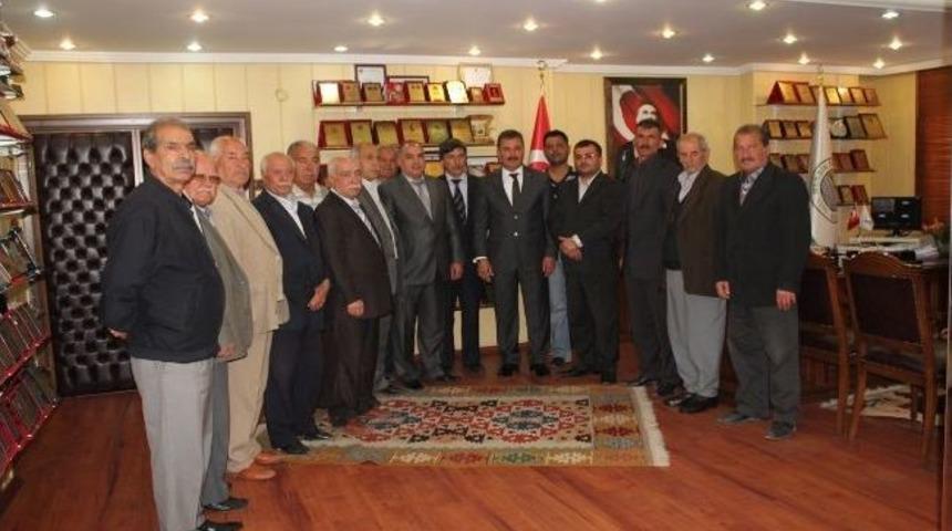 Dp &Uuml;yelerinden Başkan Tuna'ya Nezaket Ziyareti