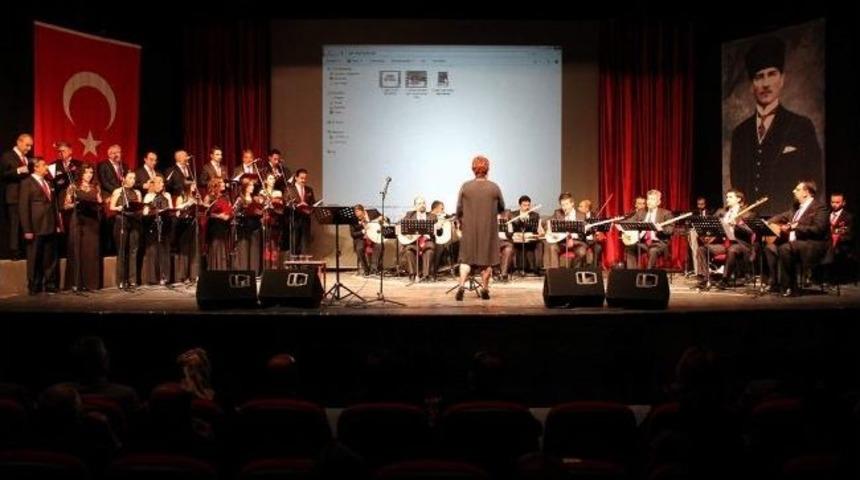 Aşık Veysel&rsquo;i Anma Konseri D&uuml;zenlendi