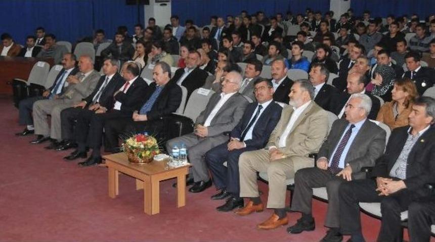 Belediyeden Destanlaşan &Ccedil;anakkale Konferansı