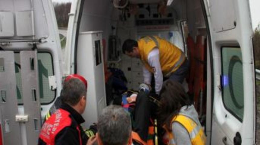 Ereğli&rsquo;de Otomobiller &Ccedil;arpıştı: 1 &Ouml;l&uuml;, 1 Yaralı