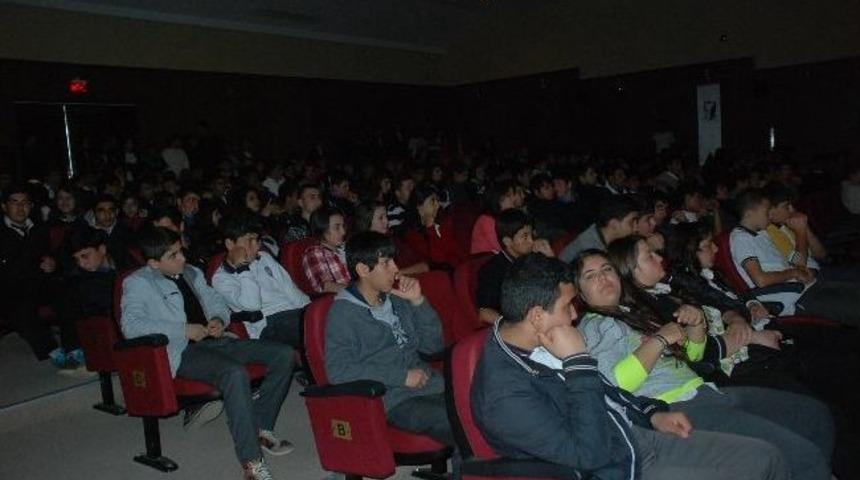 Didim&rsquo;de Liselilere Madde Bağımlılığı Semineri