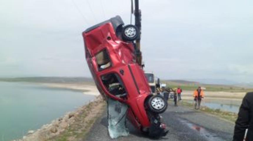 Elazığ'da Bir Ara&ccedil; Keban Baraj G&ouml;l&uuml;'ne U&ccedil;tu