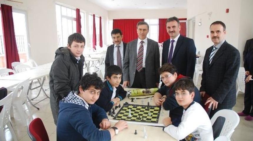 Gemlik&rsquo;te Satran&ccedil; Şenliği