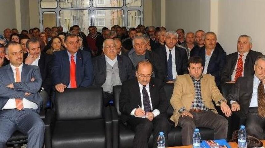 Başkan G&uuml;mr&uuml;k&ccedil;&uuml;oğlu Ak Parti Of İl&ccedil;e Divan Toplantısı&rsquo;nda Konuştu