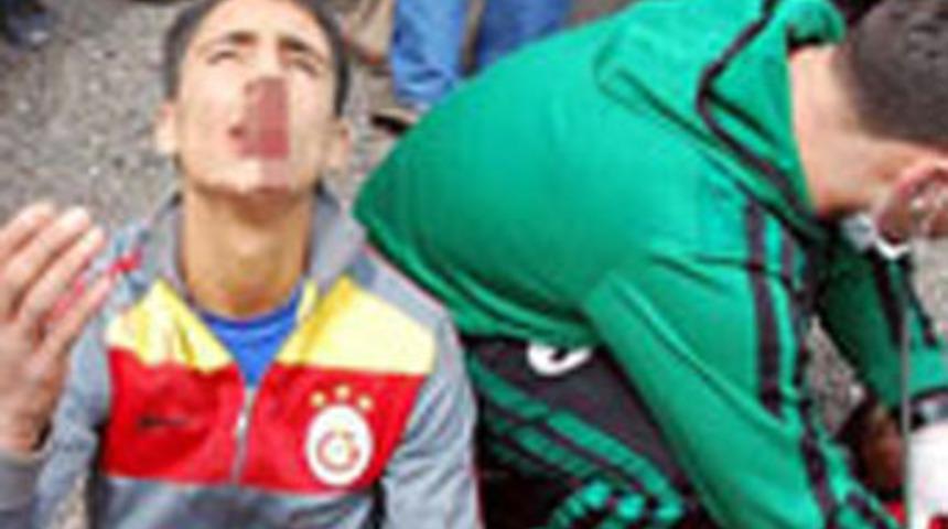 Patnos'ta kaza: 3 &ouml;l&uuml;, 9 yaralı