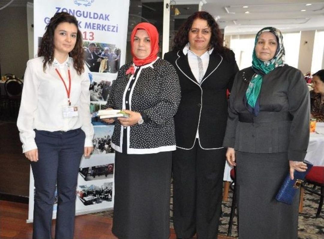 Pekay Derneği, Şehit Aileleri Ve Gazi Aileleri Yararına &Ccedil;ay D&uuml;zenledi