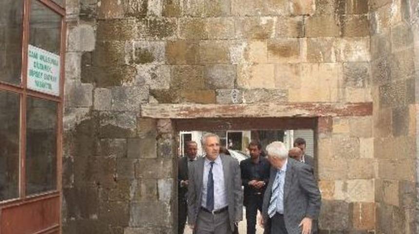 Muş&rsquo;taki Tarihi Camiler Restore Edilecek