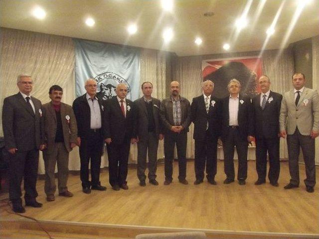 Hacı S&uuml;leyman Efendi &Ouml;d&uuml;l&uuml; &Ouml;mer &Ouml;zcan&rsquo;a Verildi 3