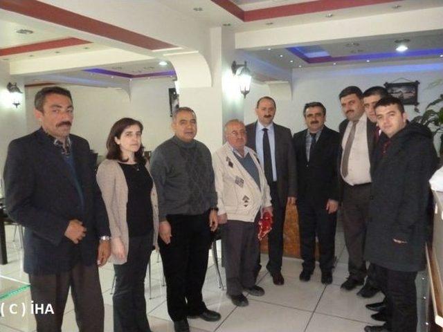 Emekli Olan Personele Veda Yemeği Düzenlendi 2