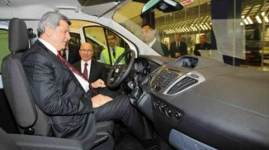 Karaosmanoğlu Ford Otosan&rsquo;da iş&ccedil;ilerle buluştu