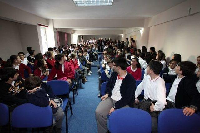 Başkan Sakallı’dan Tiyatro Öğrencilerine Ziyaret