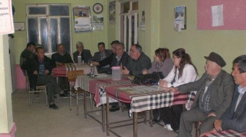 Nazilli Ziraat Odası, &Ccedil;ift&ccedil;ilere Toprak Analizini Anlatıyor