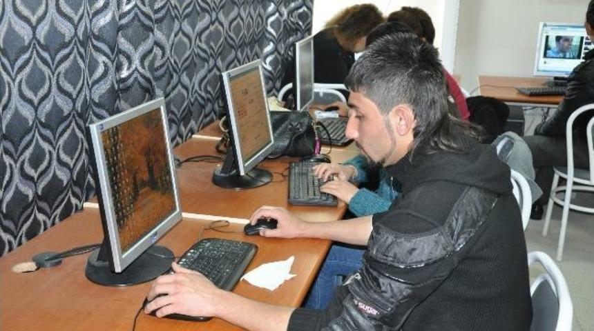 Bilgisayar Kursu Yoğun İlgi G&ouml;r&uuml;yor!