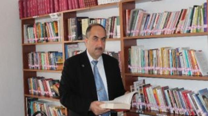 Akdağmadeni&rsquo;nde K&uuml;t&uuml;phane Haftası Kutlanıyor