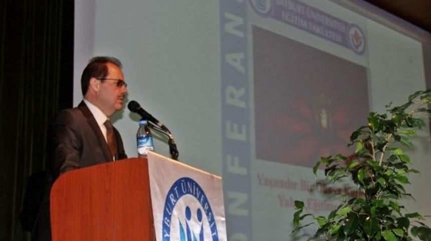 Bayburt Eğitim Fak&uuml;ltesinin D&uuml;zenlediği Konferansta Konuşan Prof. Dr. Necmettin Tozlu: