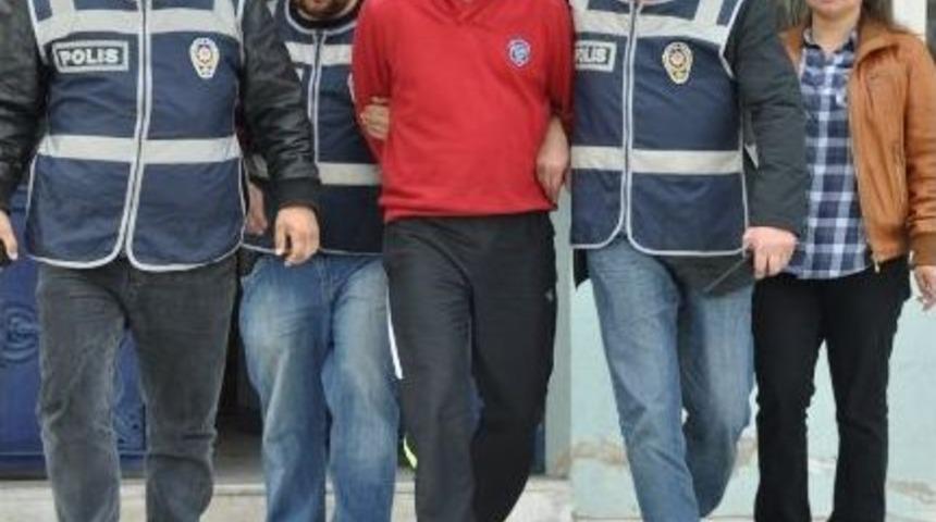 4 Yıldır Aranan H&uuml;k&uuml;ml&uuml; Gardıropta Yakalandı