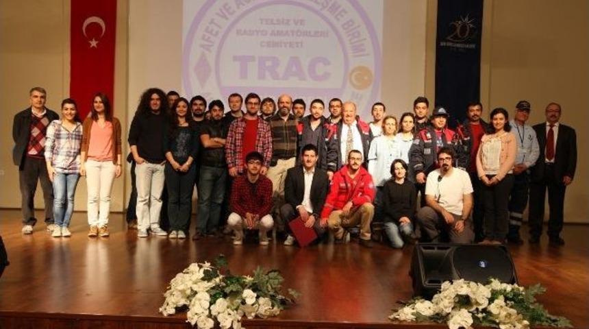 Amat&ouml;r Telsizciler Astronotlarla Konuşuyor