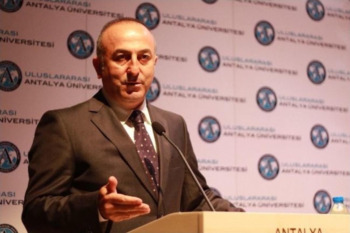 Ak Parti Genel Başkan Yardımcısı Mevl&uuml;t &Ccedil;avuşoğlu: