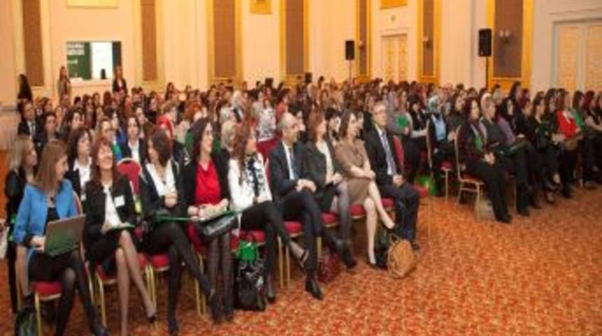 "Kadın Girişimcilerin Engellerini Kırmak I&ccedil;in Cesaret Gerekli"