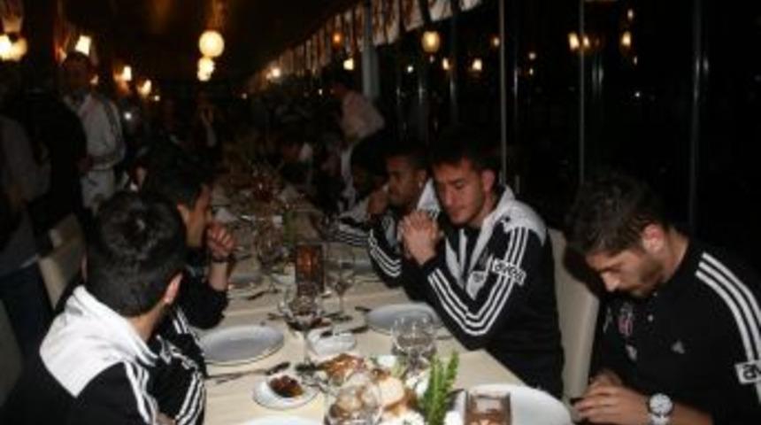 Fethiye Belediye Başkanı Saatcı&rsquo;dan Beşiktaş'a Yemek