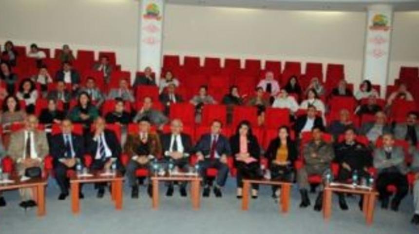 Kumluca'da G&ouml;n&uuml;l El&ccedil;ileri Projesi Anlatıldı