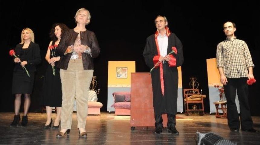 Aydın&rsquo;da Tiyatro G&uuml;nlerine Yoğun İlgi