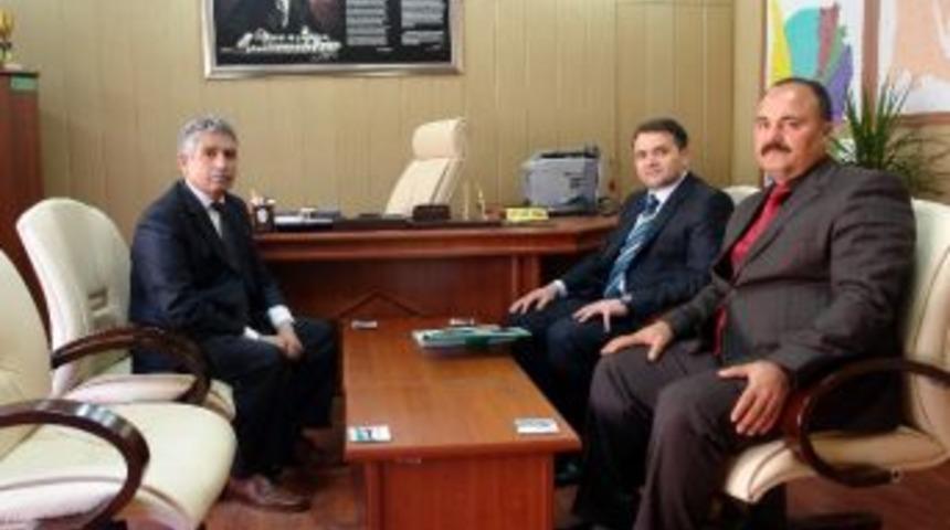Kaymakam Metin Esen'den Milli Eğitim M&uuml;d&uuml;r&uuml;'ne Ziyaret