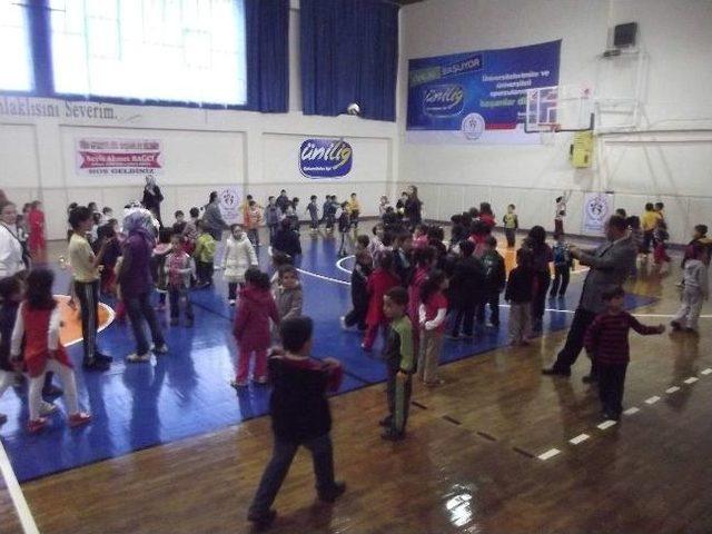 Sevgi Anaokulu, Öğrencilerine Spor Alanlarını Tanıttı 1