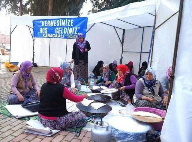 Anneler Okul İçin, Gözleme Yaptı. 2