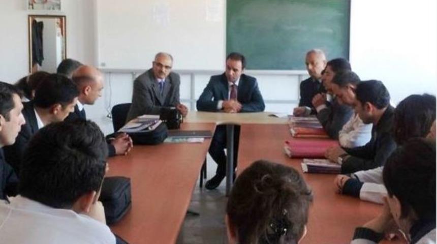 Kaymakam Erkan&rsquo;dan Okul Ziyareti