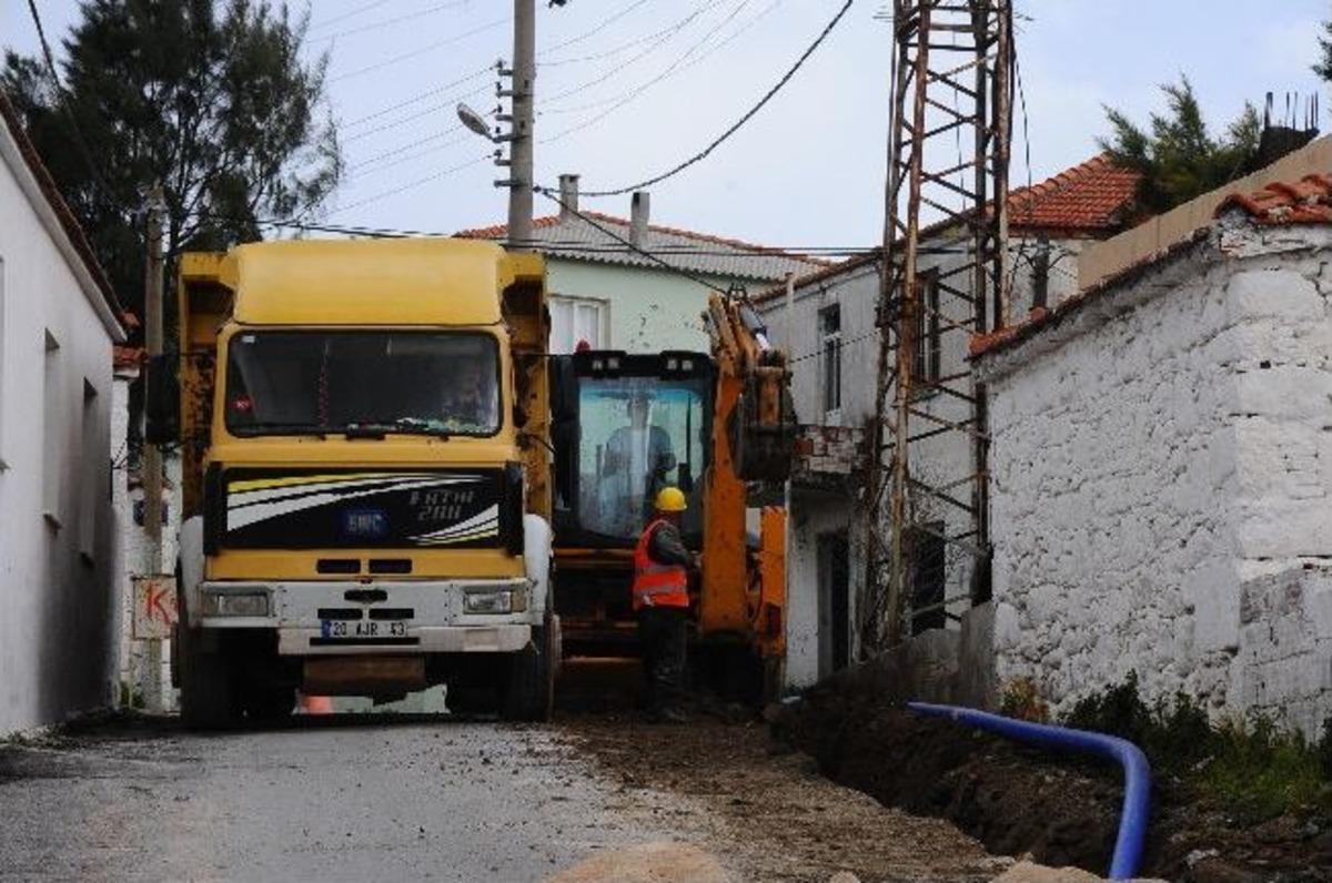 İzsu, Urla&rsquo;da İ&ccedil;me Suyu Şebekesinin Y&uuml;zde 72&rsquo;sini Yeniledi