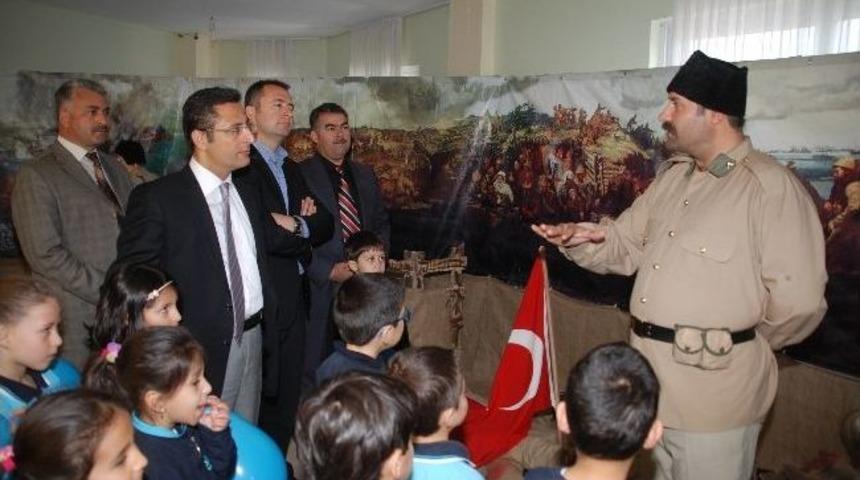 Gazipaşa'da "&ccedil;anakkale M&uuml;zesi Sergisi" A&ccedil;ıldı