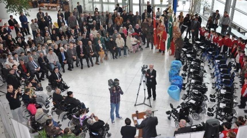 Plastik Kapaklar Engelli Aracına D&ouml;n&uuml;ş&uuml;yor