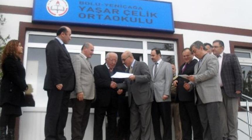 Yeni&ccedil;ağa Yaşar &Ccedil;elik İlk&ouml;ğretim Okulu Beyaz Bayrak Aldı