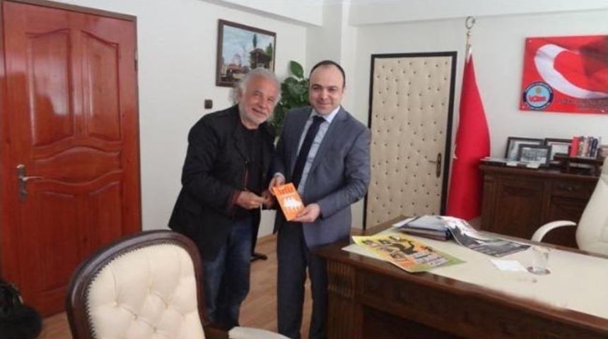 Nokta Tiyatro Grubu Kaymakam Yırık'ı Ziyaret Etti