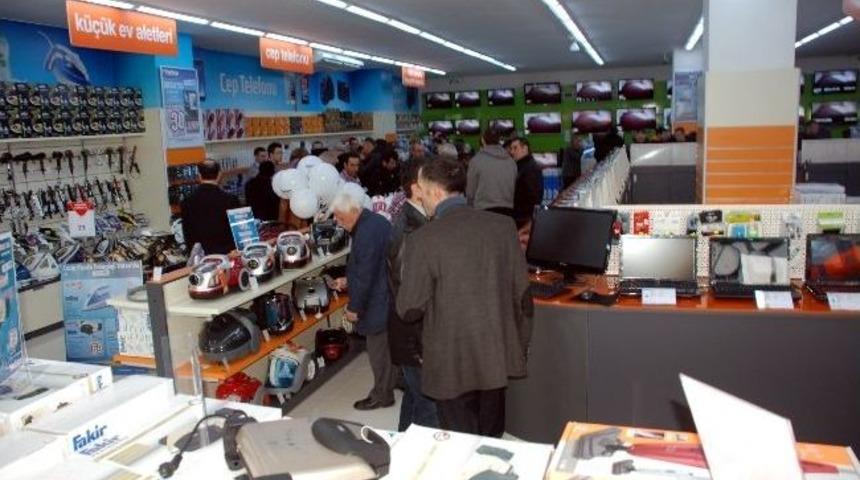 Vatan Bilgisayar 71 Mağazasını Ordu&rsquo;ya A&ccedil;tı