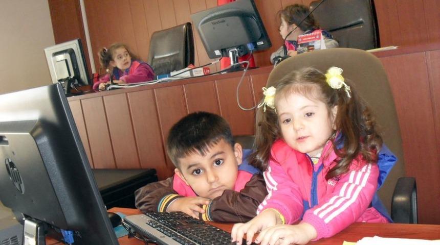 Miniklerin Adliye Gezisi