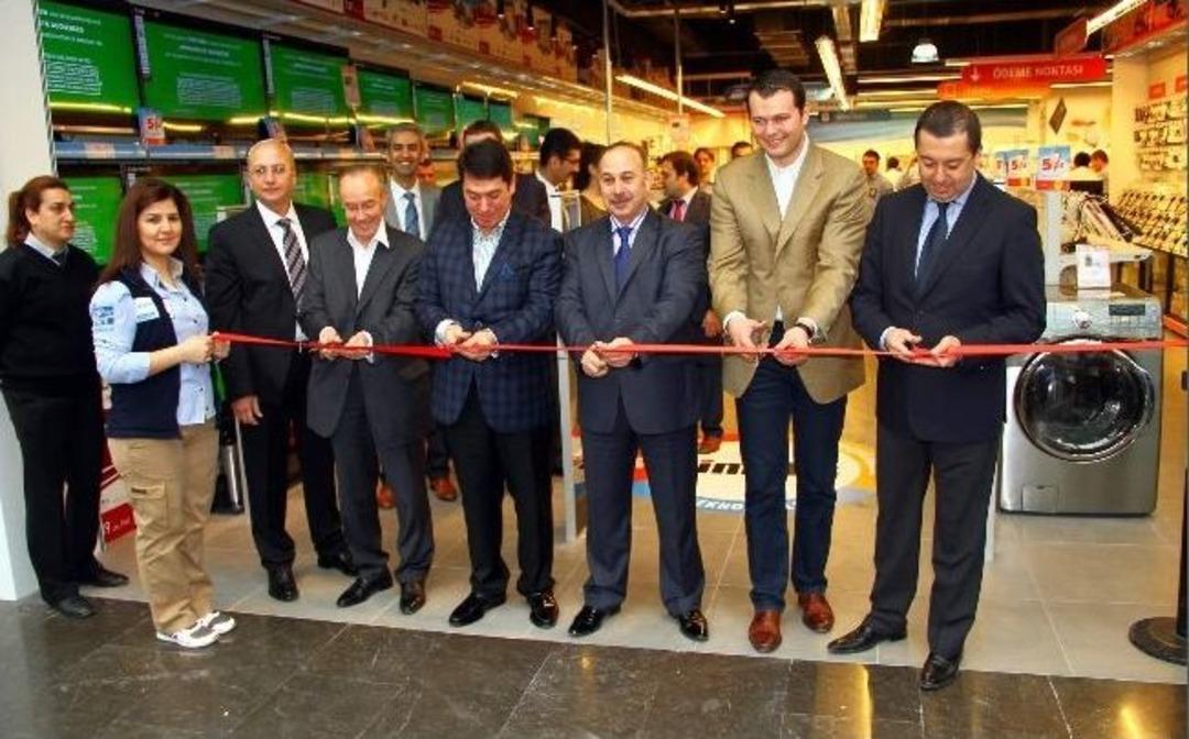 Bimeks 74. Mağazasını A&ccedil;tı