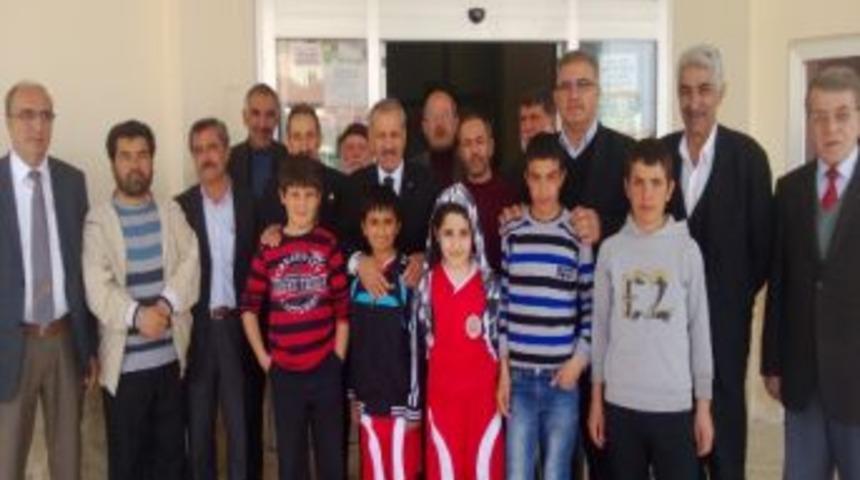 Ak Parti Malatya Milletvekili Mustafa Şahin, Tecde&rsquo;yi Ziyaret Etti