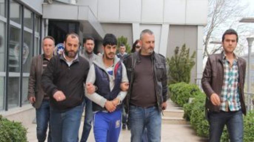 İşledikleri Cinayeti TV'den &Ouml;ğrenen &Uuml;&ccedil; Maganda Yakalandı