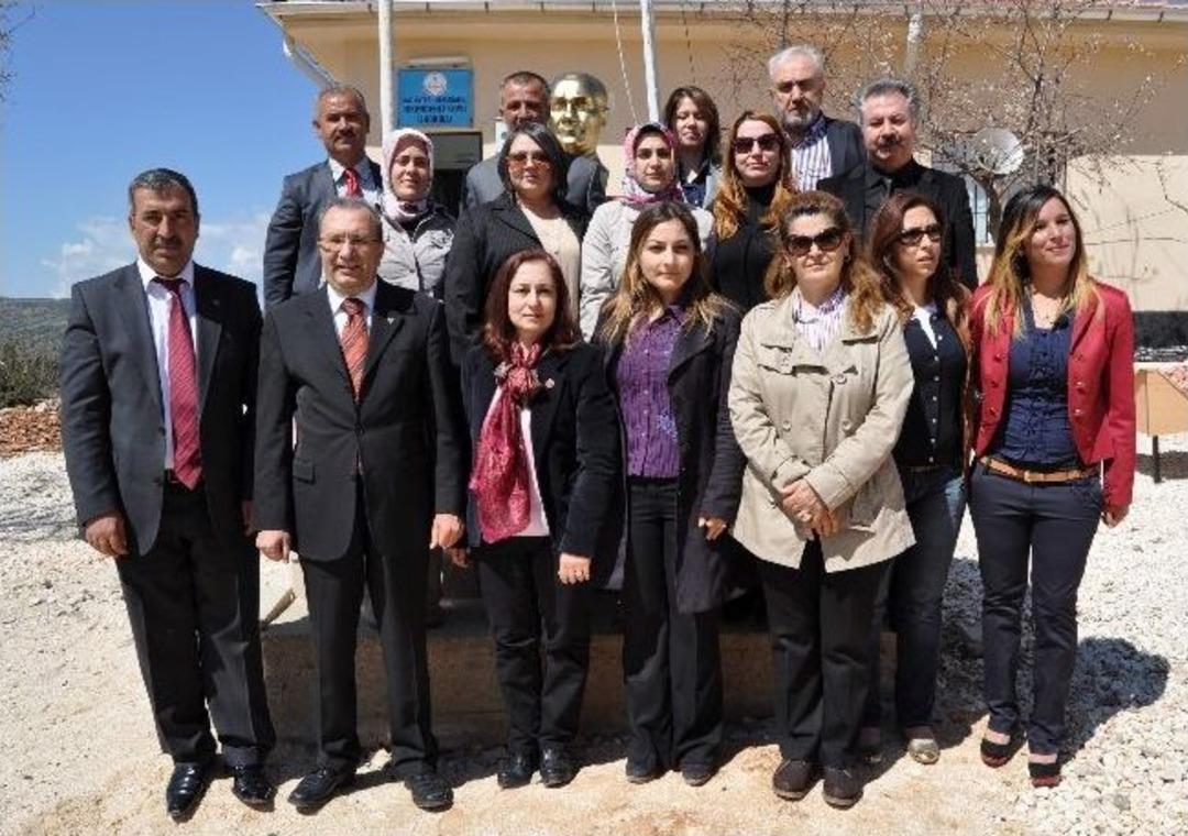 Kaymakam Aydın Gaziantep'in İki K&ouml;y&uuml;n&uuml; Gezdi