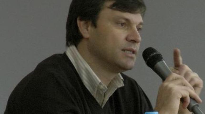 Ertuğrul Sağlam Ak&ccedil;akoca'da &Ouml;ğrencilerle Bir Araya Geldi