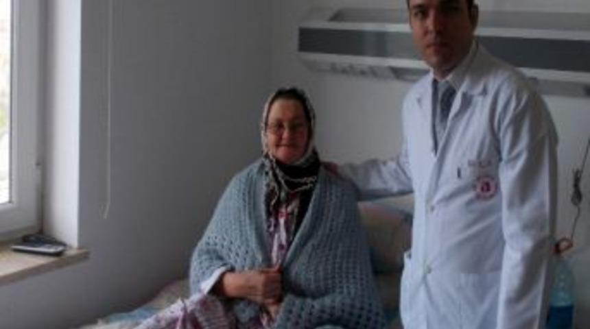 Kaman İl&ccedil;esinde Guatr Ameliyatı Ger&ccedil;ekleştirildi