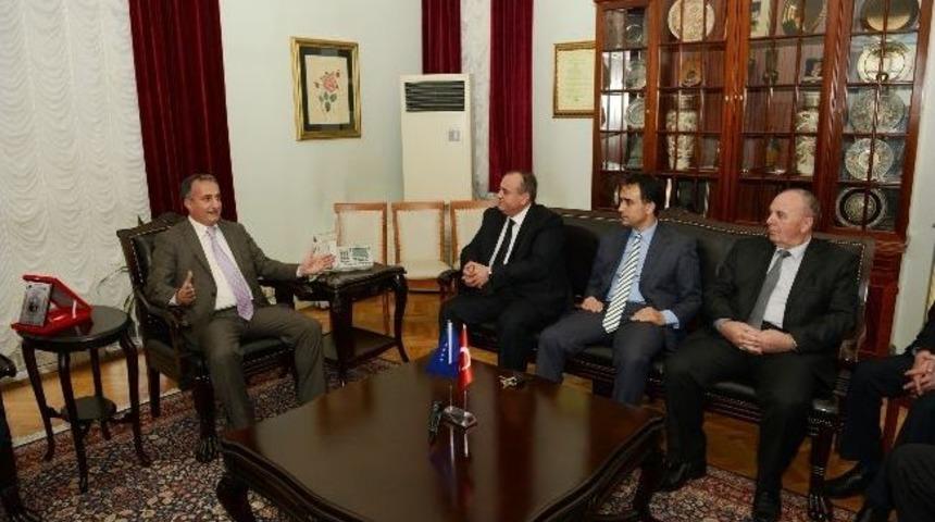 &ldquo;altepe T&uuml;m Balkanlar&rsquo;ın Belediye Başkanı&rdquo;