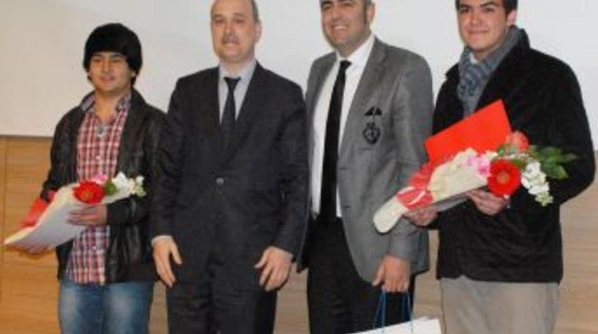 T&Uuml;BİTAK Proje Yarışmasında Dereceye Giren &Ouml;ğrenciler B&uuml;y&uuml;k Sevin&ccedil; Yaşadı