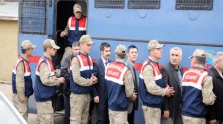 KCK'lı Belediye Başkanları Tekrar Hakim Karşısında