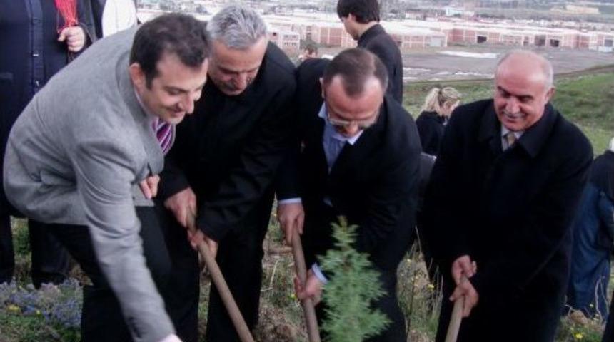 Lalezar Derneği 6 Bin Fidan Dikti